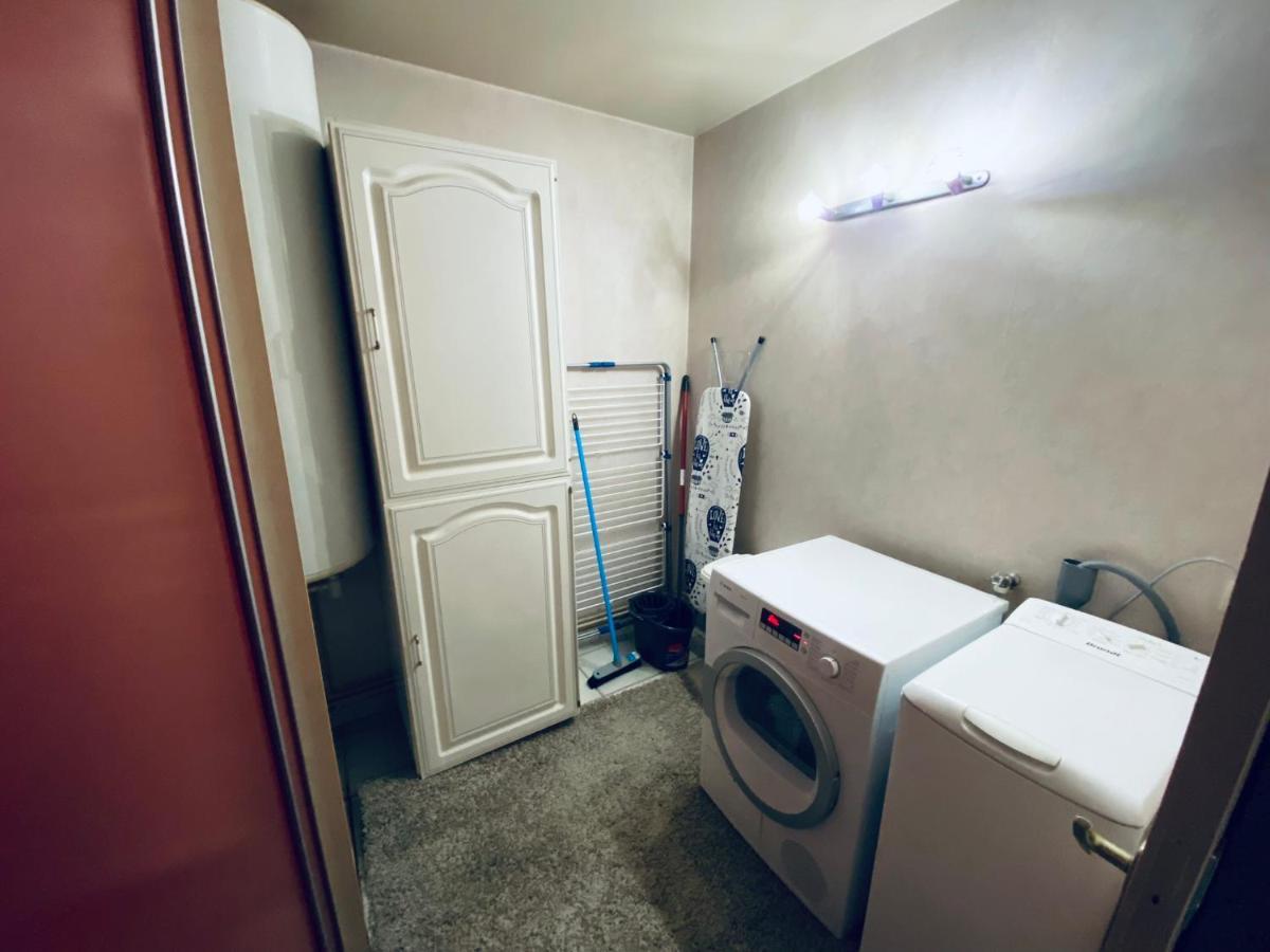 ランスParking & 100M2 En Plein Centre Villeアパートメント エクステリア 写真